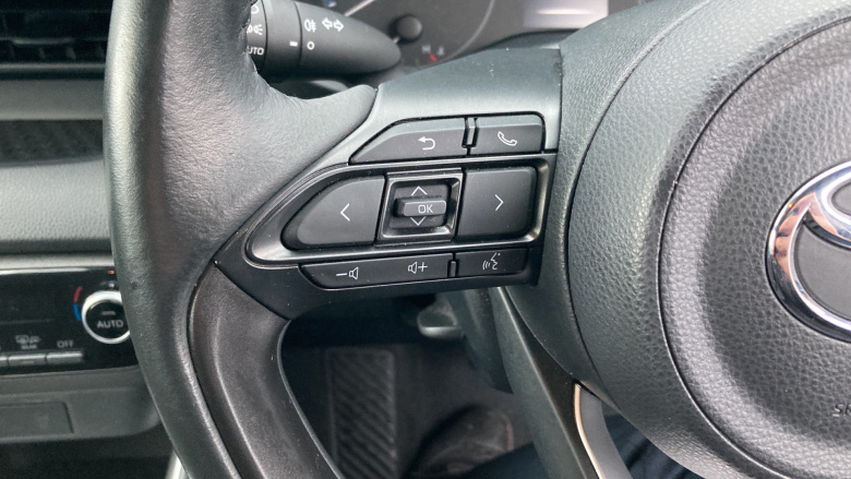 Toyota Yaris 1.5 Hybrid Icon 5dr CVT Hybrid Hatchback